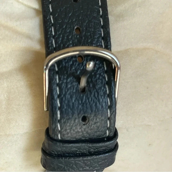 Mickey Mouse Watch With Black Leather Strap . - Picture 5 of 13